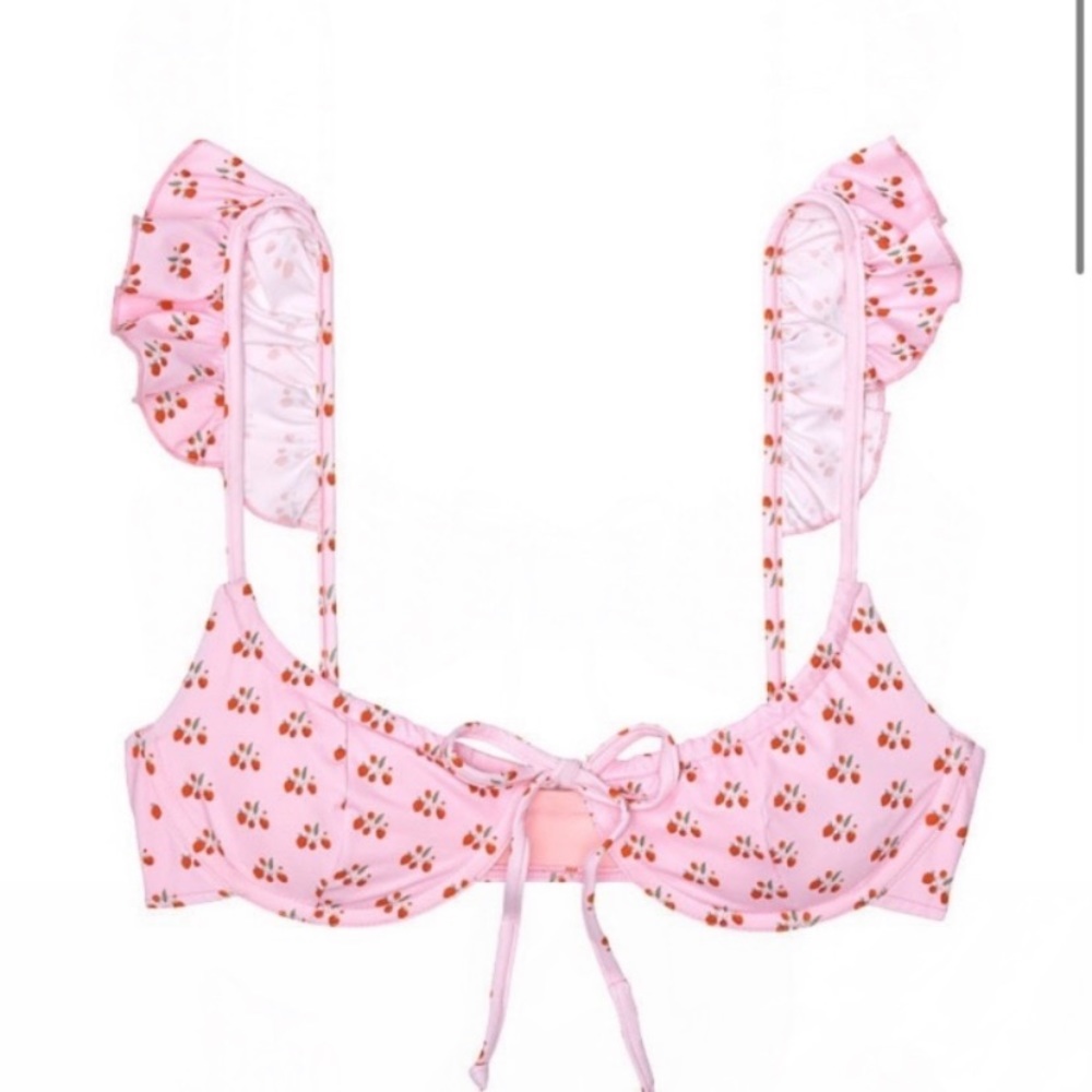 NWOT Frankie’s bikinis birdie swim top in baby berry 12511